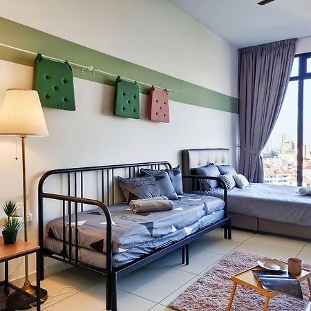 2Br Luxury Rooftop Swimming Pook Homestay@Georgetown@10Pax - 无敌美景两房民宿 Екстер'єр фото