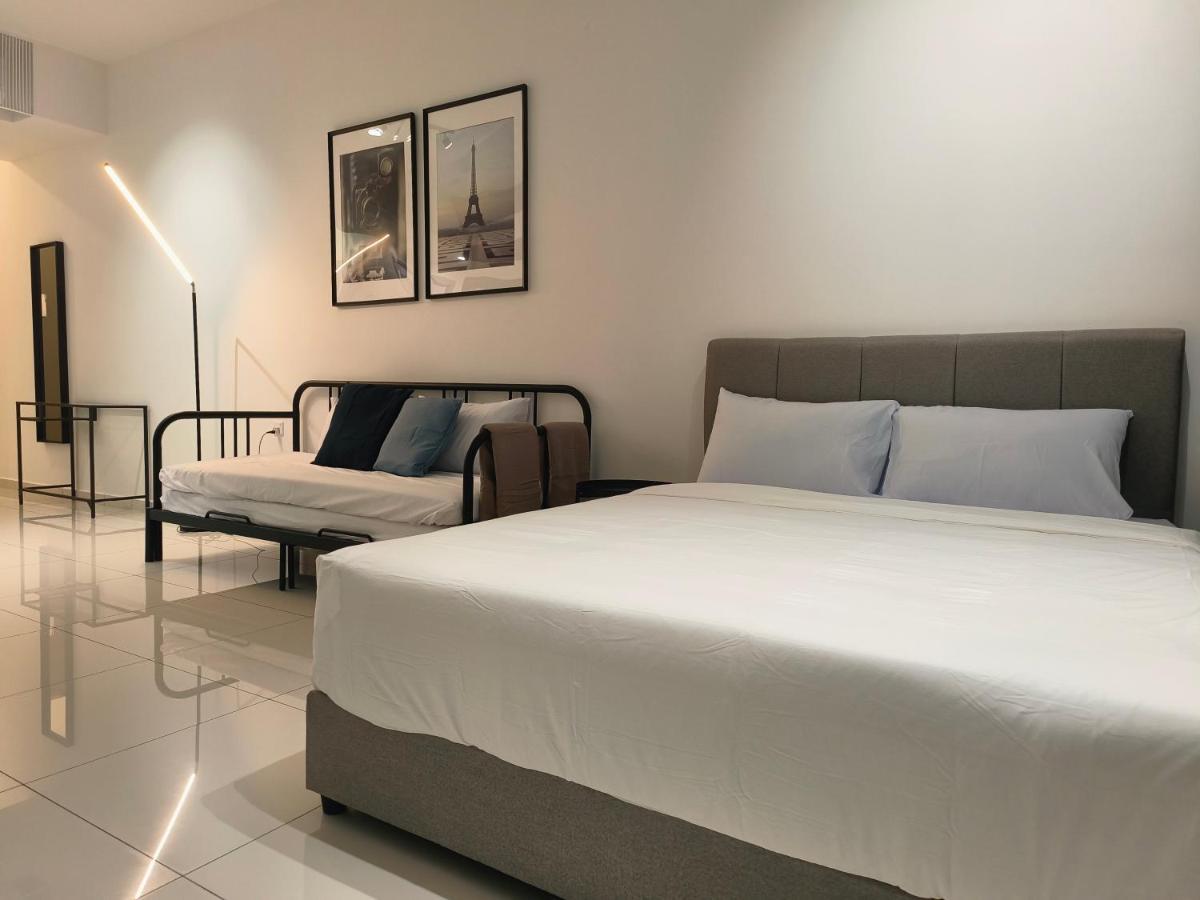 2Br Luxury Rooftop Swimming Pook Homestay@Georgetown@10Pax - 无敌美景两房民宿 Екстер'єр фото