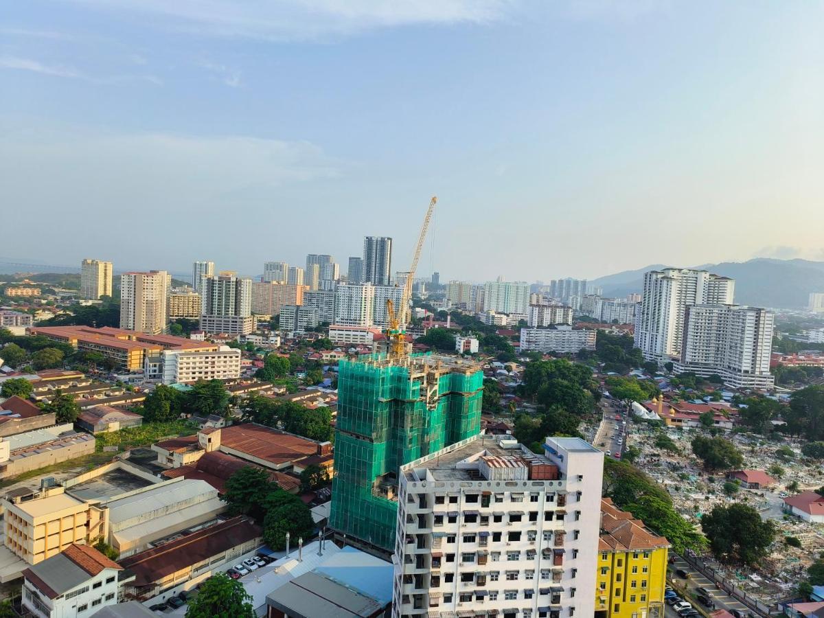 2Br Luxury Rooftop Swimming Pook Homestay@Georgetown@10Pax - 无敌美景两房民宿 Екстер'єр фото