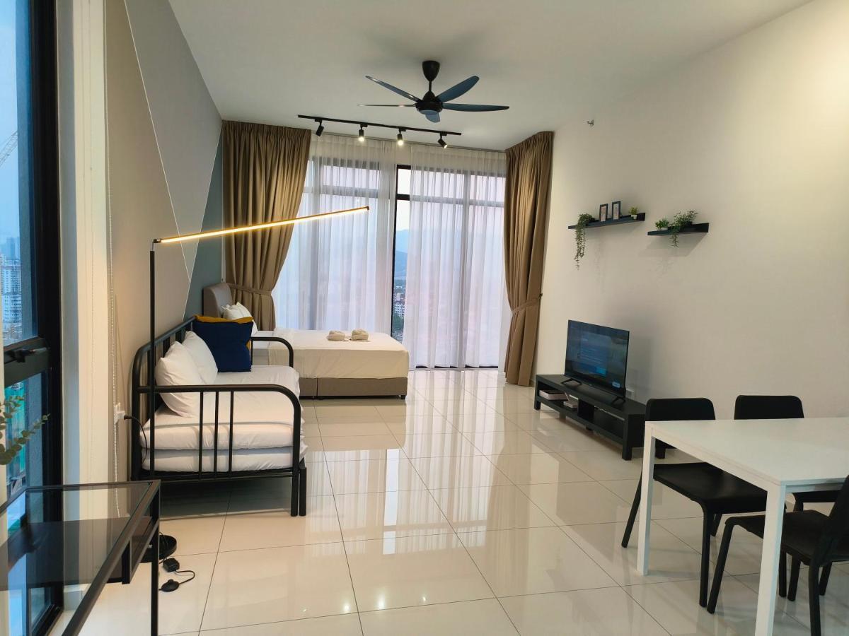 2Br Luxury Rooftop Swimming Pook Homestay@Georgetown@10Pax - 无敌美景两房民宿 Екстер'єр фото