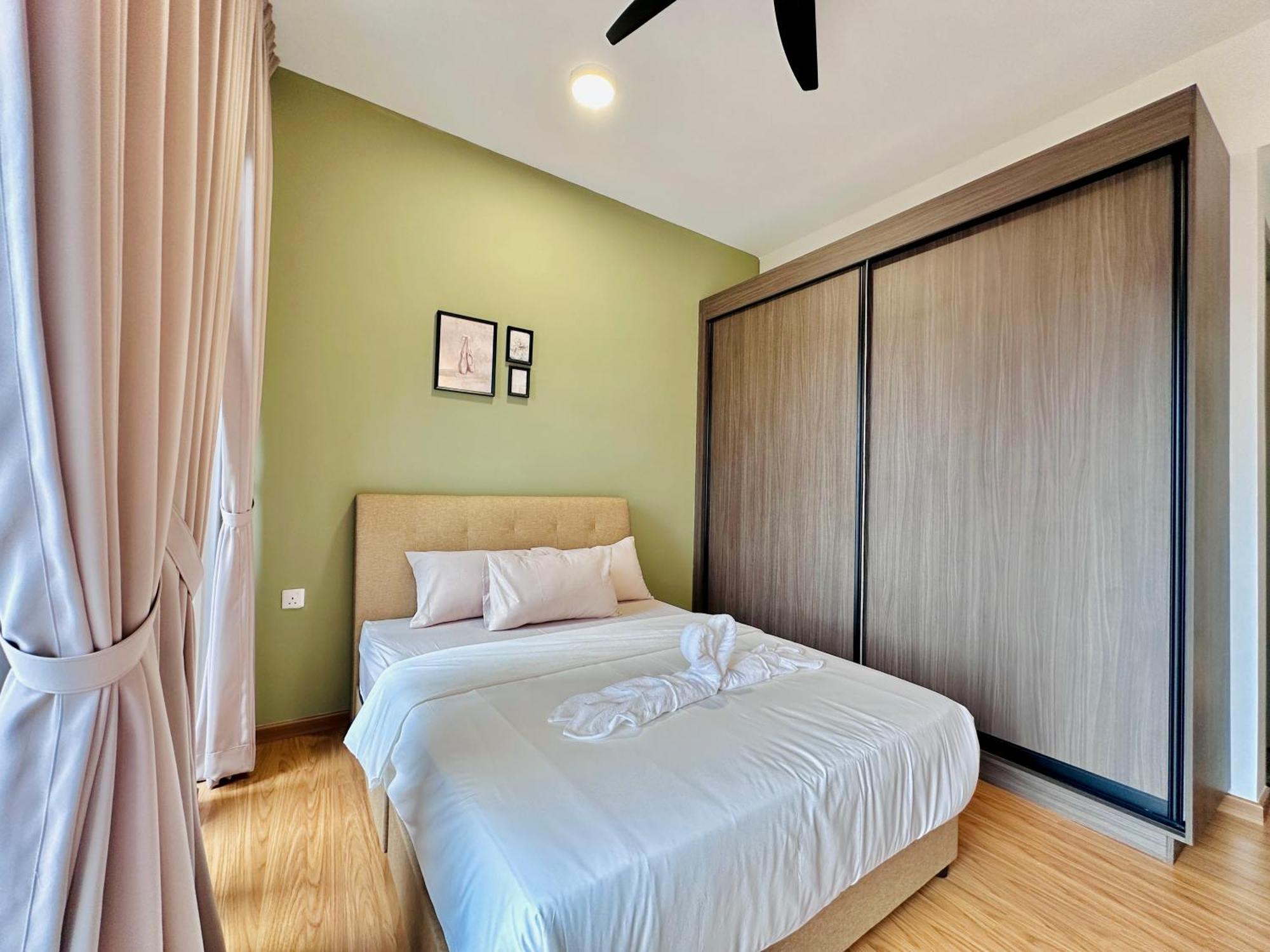 2Br Luxury Rooftop Swimming Pook Homestay@Georgetown@10Pax - 无敌美景两房民宿 Екстер'єр фото