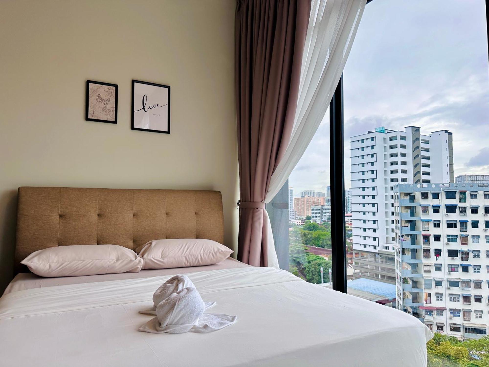 2Br Luxury Rooftop Swimming Pook Homestay@Georgetown@10Pax - 无敌美景两房民宿 Екстер'єр фото