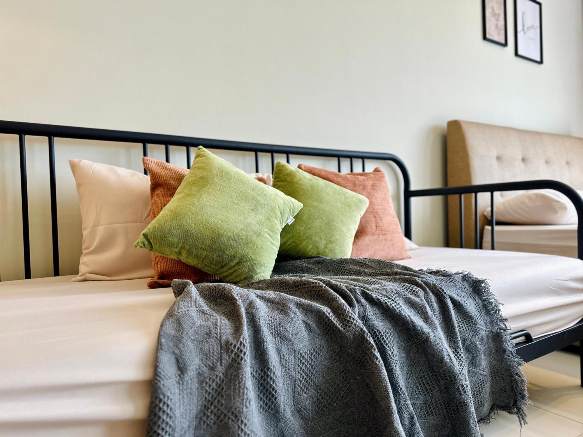 2Br Luxury Rooftop Swimming Pook Homestay@Georgetown@10Pax - 无敌美景两房民宿 Екстер'єр фото