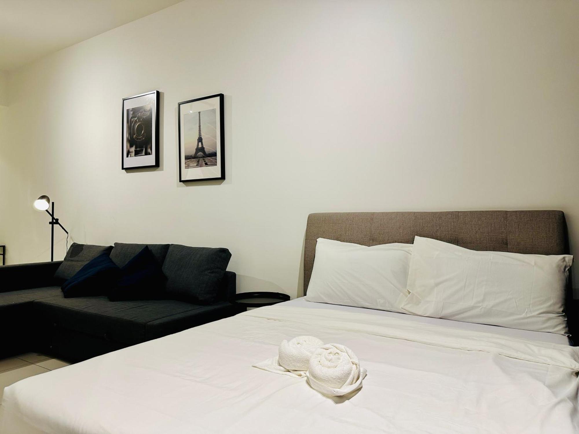 2Br Luxury Rooftop Swimming Pook Homestay@Georgetown@10Pax - 无敌美景两房民宿 Екстер'єр фото