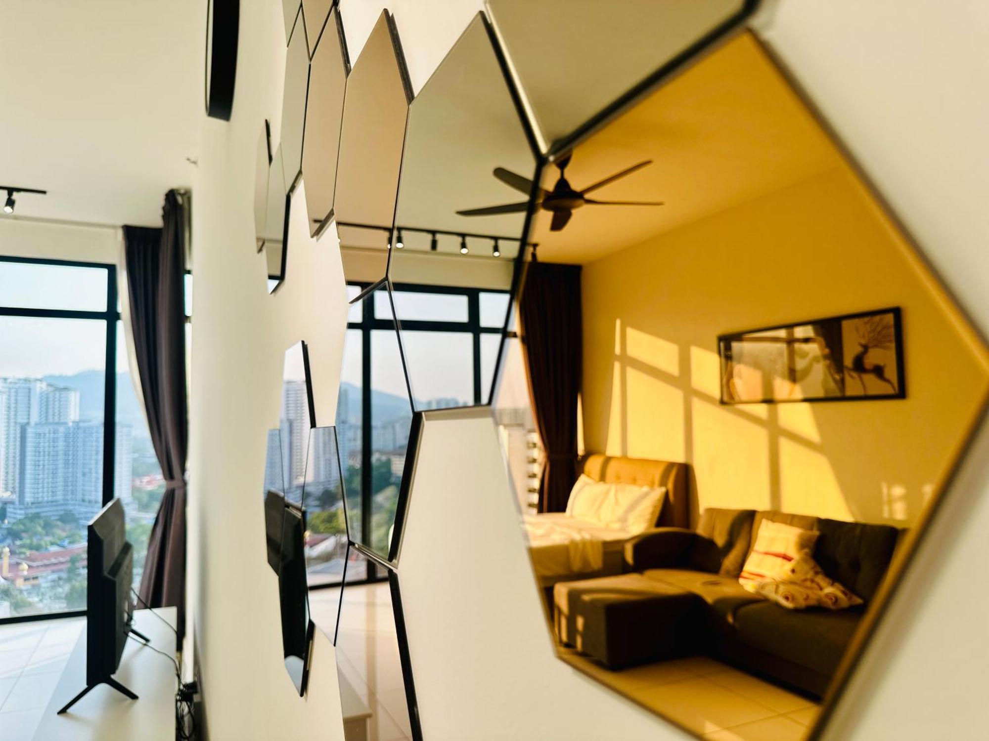 2Br Luxury Rooftop Swimming Pook Homestay@Georgetown@10Pax - 无敌美景两房民宿 Екстер'єр фото