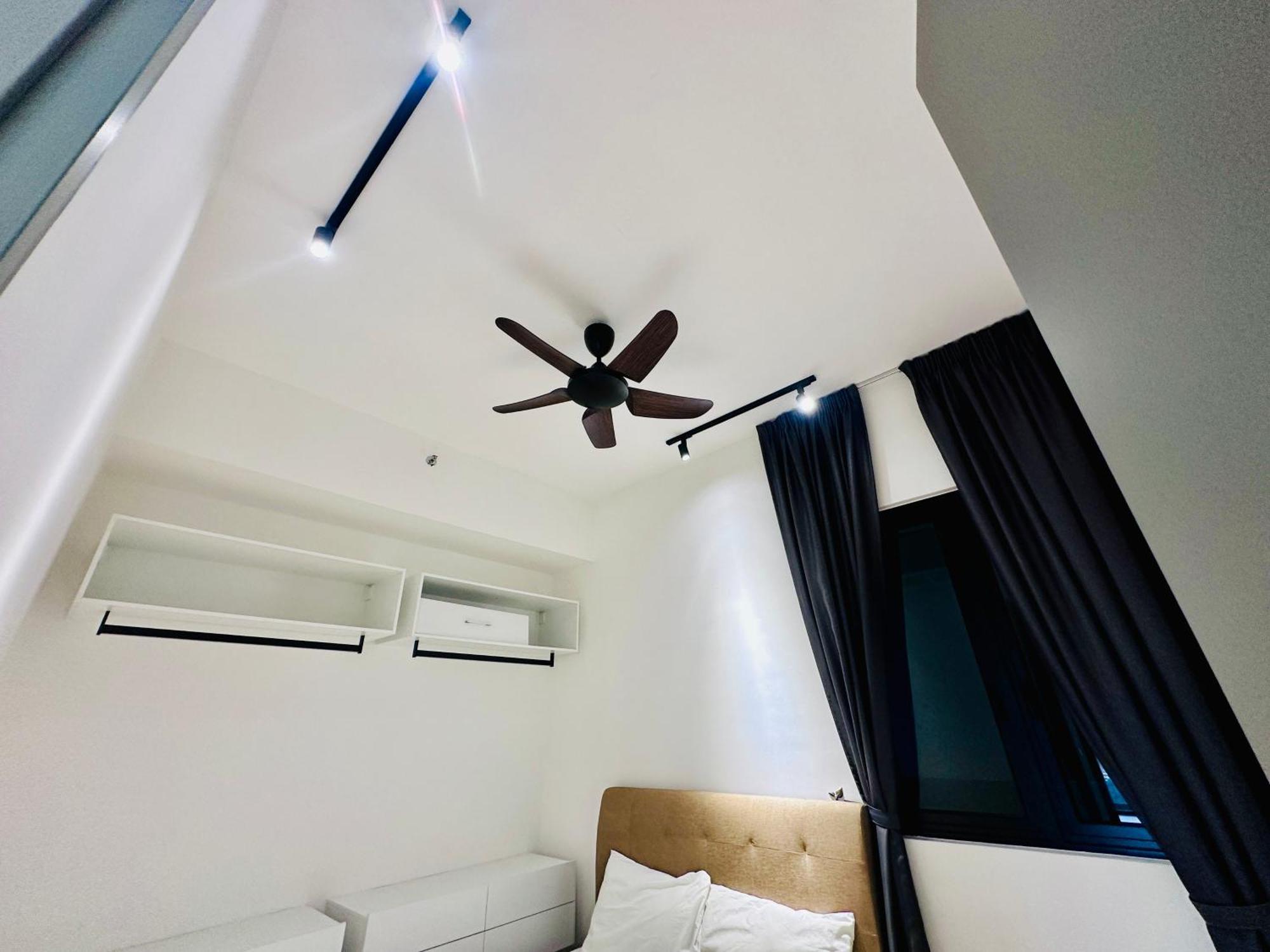 2Br Luxury Rooftop Swimming Pook Homestay@Georgetown@10Pax - 无敌美景两房民宿 Екстер'єр фото